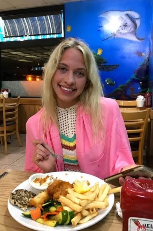 Khloe Kapri Wiki: Age, Bio, Height, Career & Net Worth