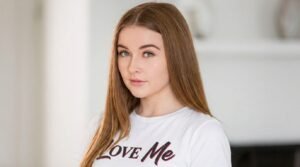 Who Is Danni Rivers? Age, Career, Height, Family, Boyfriend & Net Worth