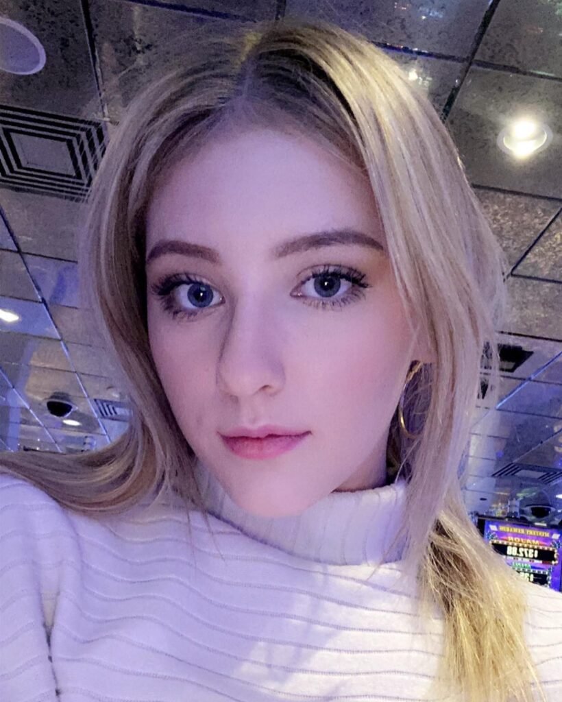 Melody Marks: Age, Height, Net Worth, Boyfriend & Bio