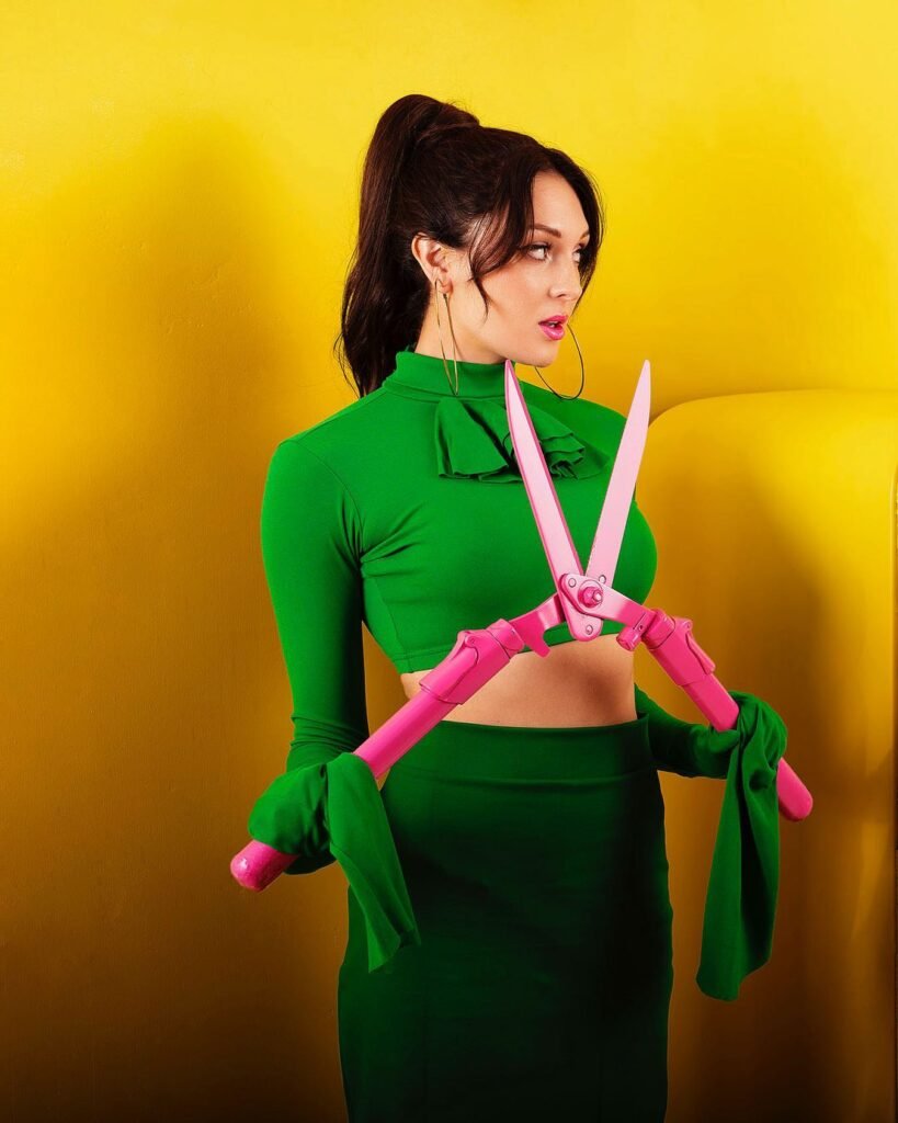 Charlotte Sins Bio: Age, Height, Net Worth & Career