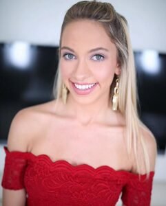 Khloe Kapri Wiki: Age, Bio, Height, Career & Net Worth